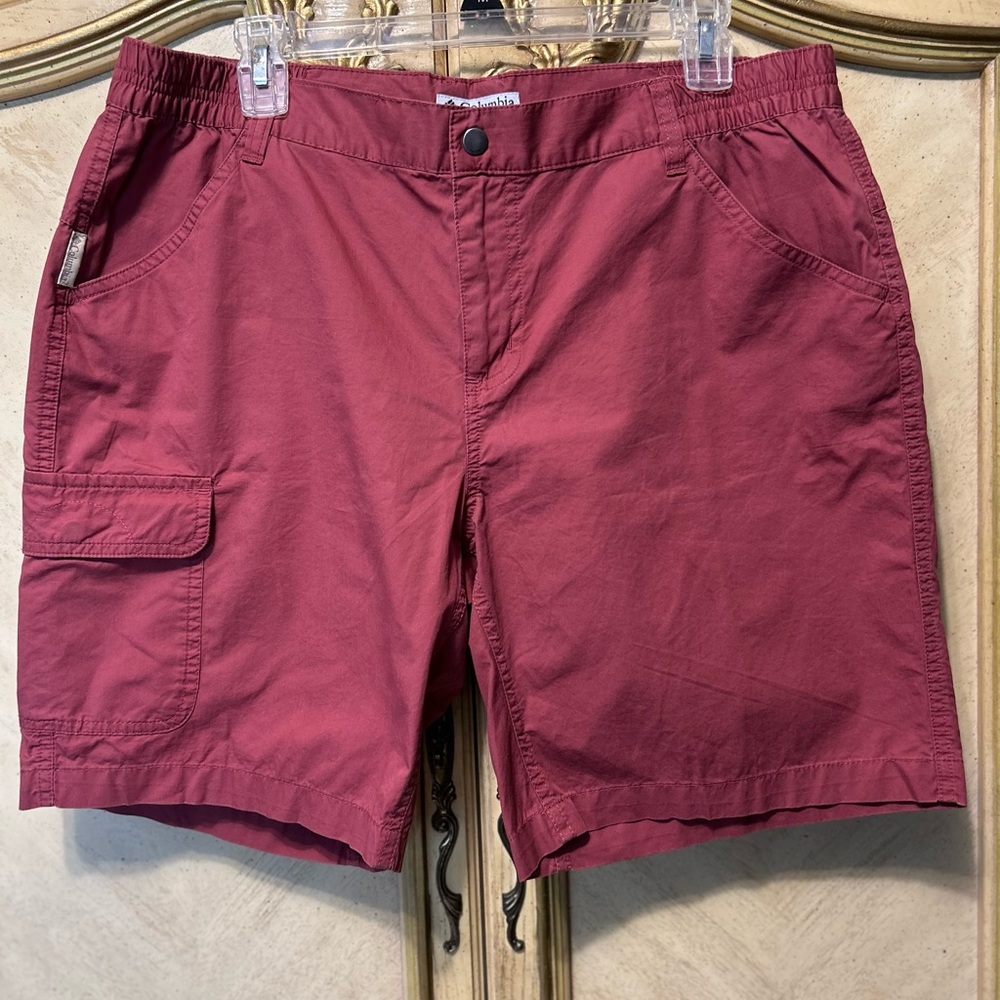 Columbia Clay Brick Red Cargo Style Shorts